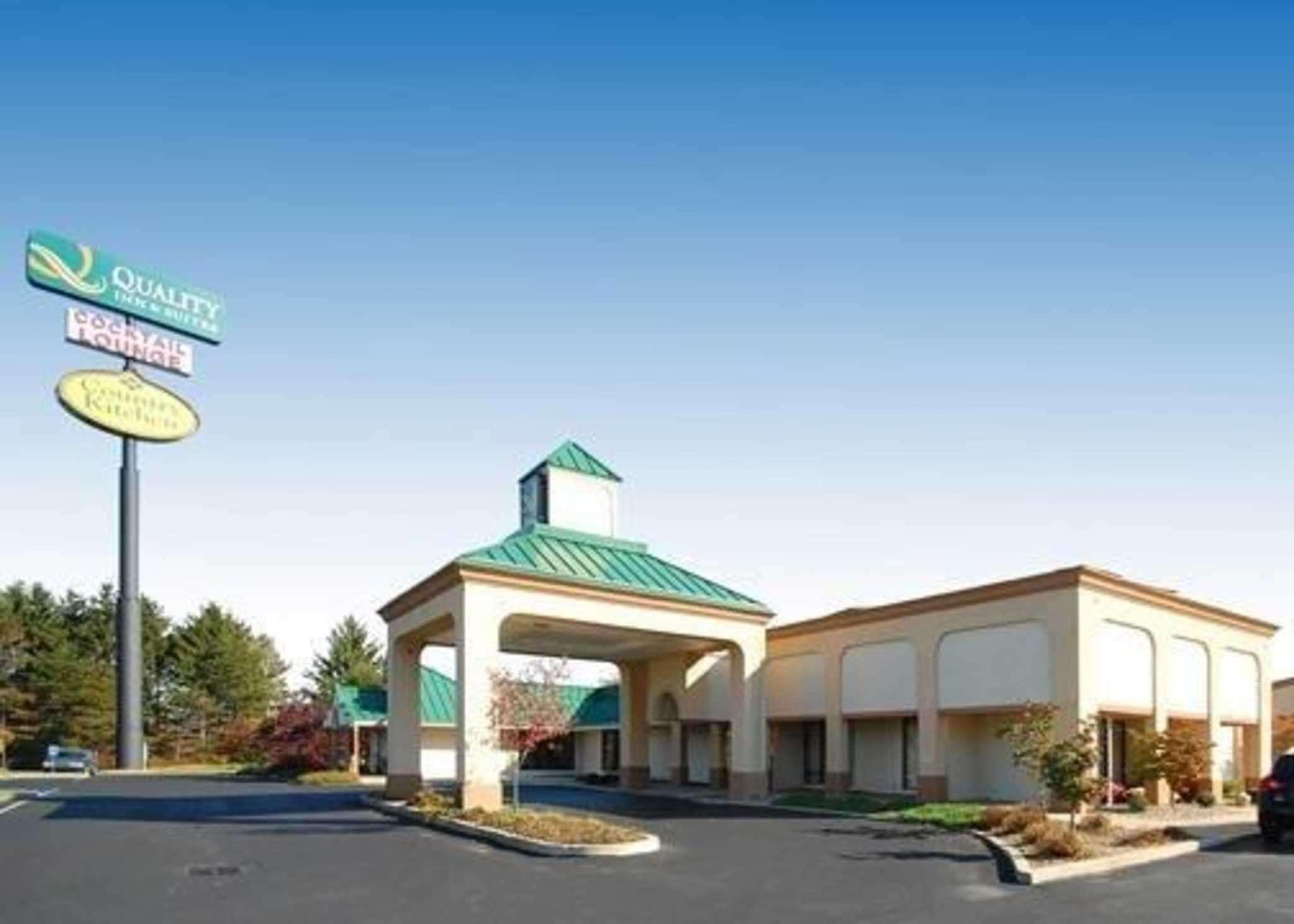 Quality Inn & Suites Danville Extérieur photo