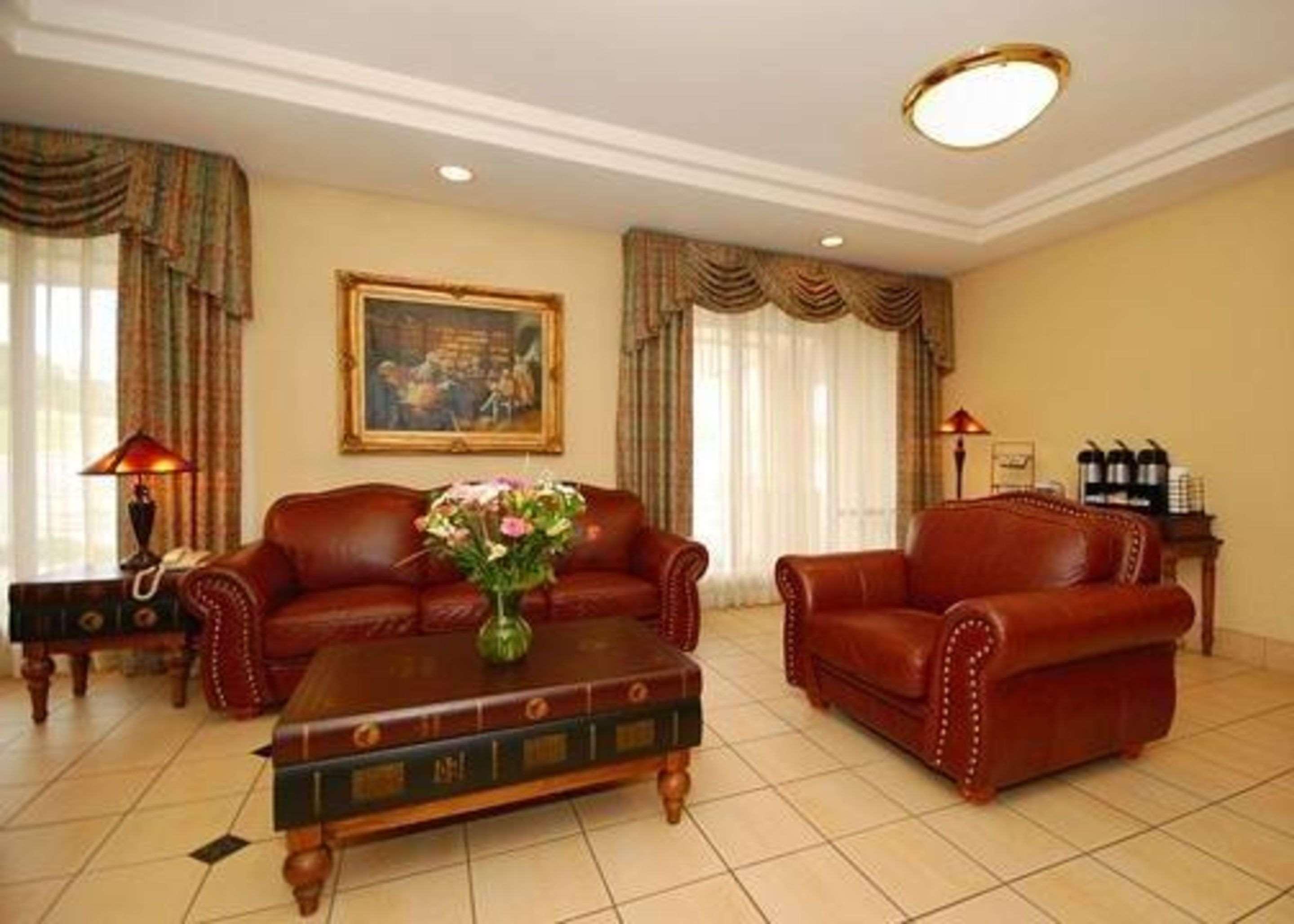Quality Inn & Suites Danville Extérieur photo